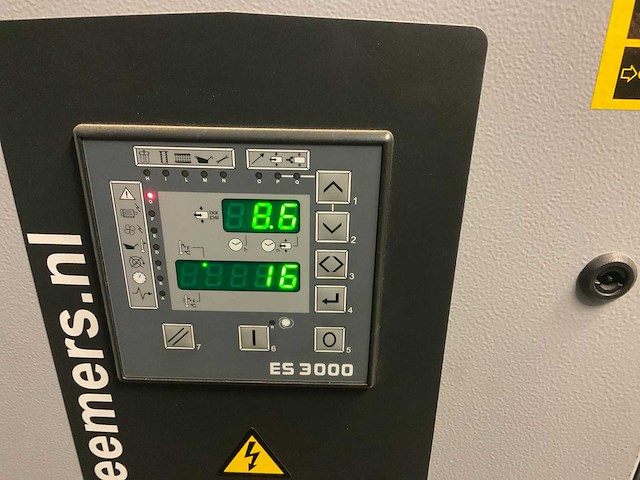 2016 creemers rcc 22 freq schroefcompressor, droger, luchtketel - afbeelding 15 van  18