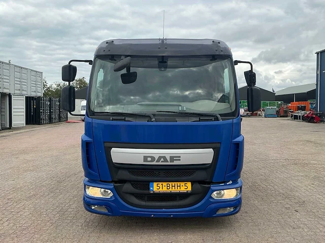 2016 daf lf 180 vrachtwagen met laadlift - afbeelding 16 van  18