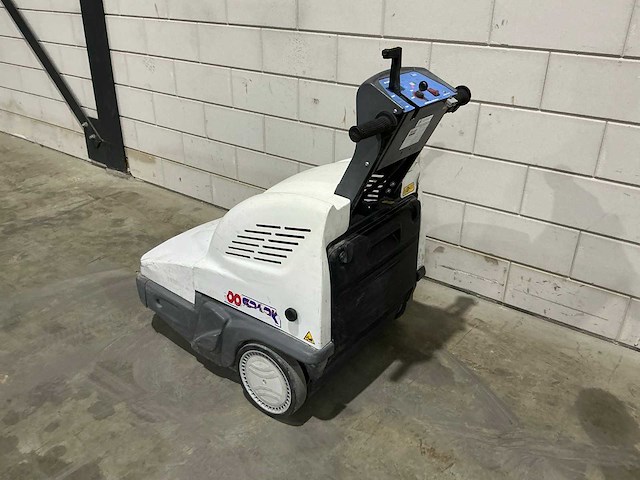 2016 dulevo spark 700eh elektrische veegmachine - afbeelding 4 van  12