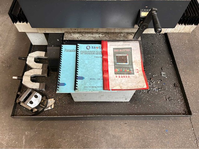 2016 eastar cnc-350a2 verticale sleufmachine - afbeelding 5 van  15