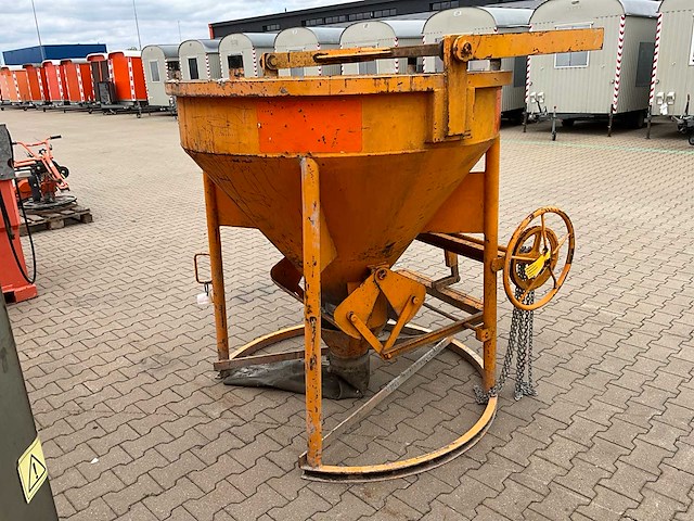2016 eichinger 1016h.10 betonkubel - afbeelding 6 van  12