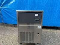 2016 electrolux 730533 crushed ijsmachine - afbeelding 1 van  4