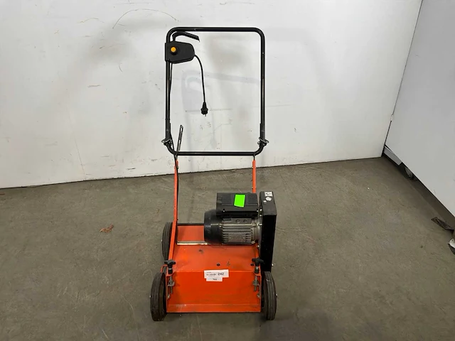 2016 eliet e 401 electric verticuteermachine 40cm 220v - afbeelding 4 van  7