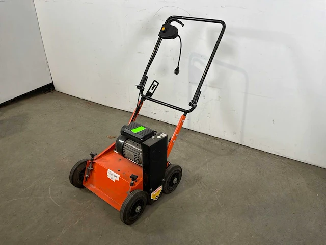 2016 eliet e 401 electric verticuteermachine 40cm 220v - afbeelding 3 van  7