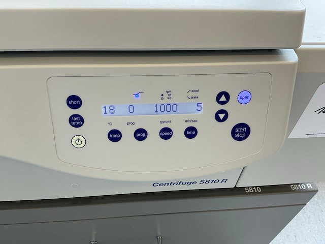 2016 eppendorf 5810 r high speed refrigerated laboratory centrifuge - afbeelding 4 van  9