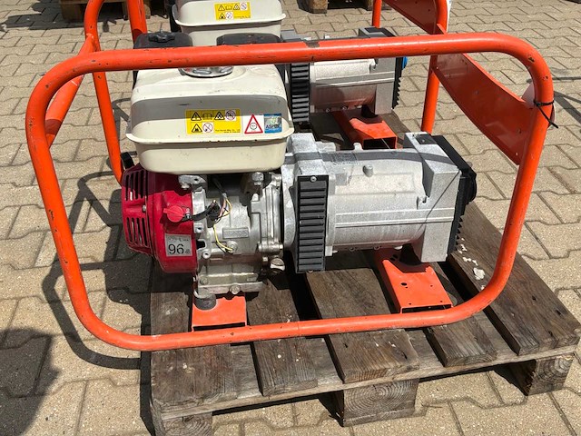 2016 europower ep4100 stroom aggregaat - afbeelding 2 van  8