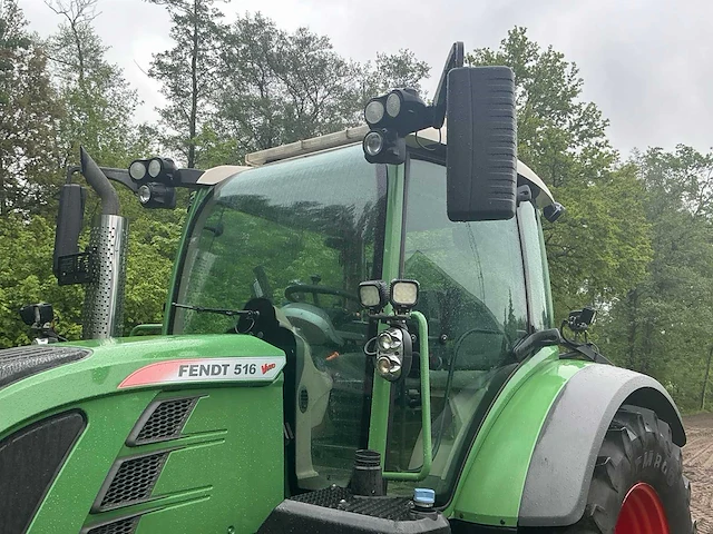 2016 fendt 516 vario vierwiel aangedreven landbouwtractor - afbeelding 24 van  48