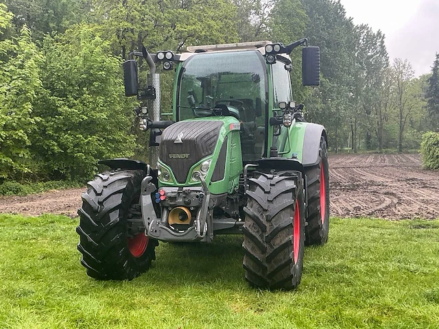 2016 fendt 516 vario vierwiel aangedreven landbouwtractor - afbeelding 7 van  48