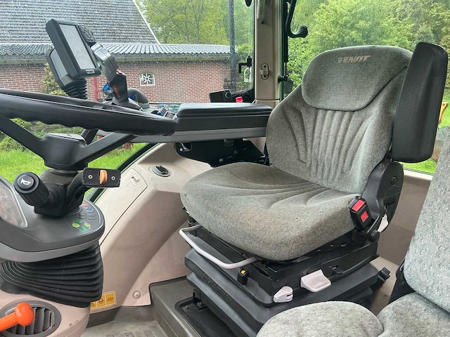 2016 fendt 516 vario vierwielaangedreven landbouwtractor - afbeelding 22 van  48