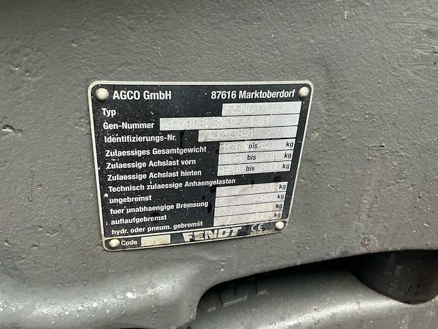 2016 fendt 724 vario profi plus vierwielaangedreven landbouwtractor - afbeelding 32 van  39