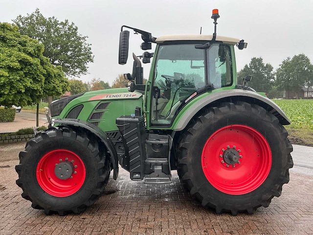 2016 fendt 724 vario profi plus vierwielaangedreven landbouwtractor - afbeelding 35 van  39