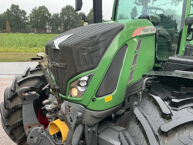 2016 fendt 724 vario profi plus vierwielaangedreven landbouwtractor - afbeelding 36 van  39