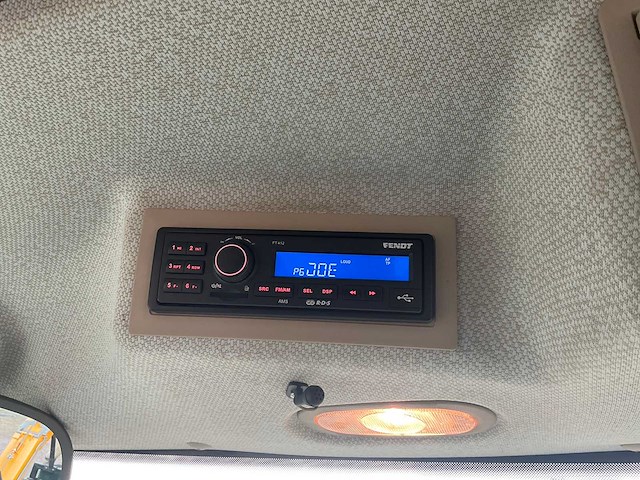 2016 fendt 828 vario s4 profi plus rufa vierwielaangedreven landbouwtractor - afbeelding 13 van  24
