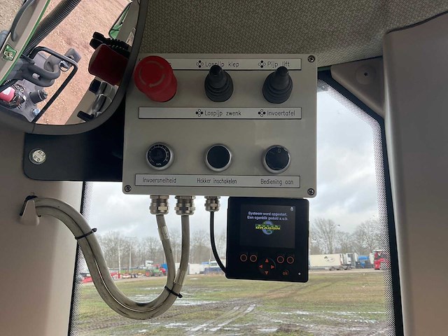 2016 fendt 828 vario s4 profi plus rufa vierwielaangedreven landbouwtractor - afbeelding 15 van  24