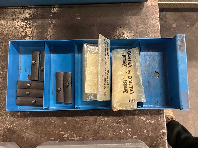 2016 finn-power p 16 hp slangenpers - afbeelding 8 van  9