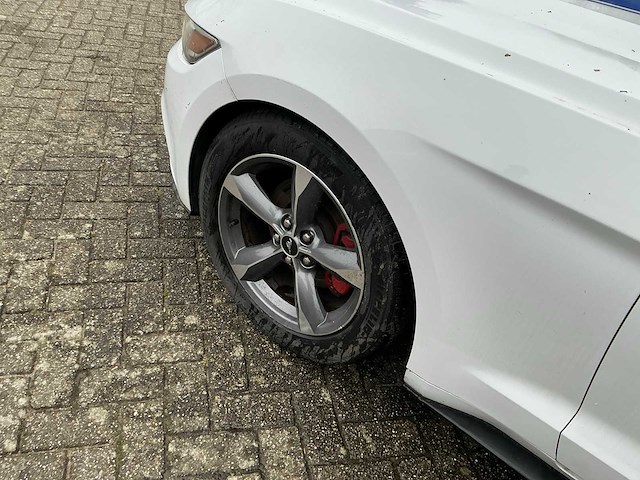 2016 ford mustang 3.8 v6 - afbeelding 2 van  30