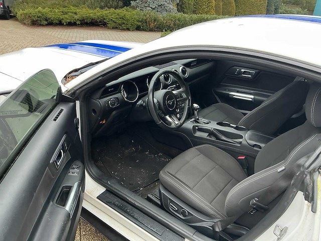 2016 ford mustang 3.8 v6 - afbeelding 10 van  30