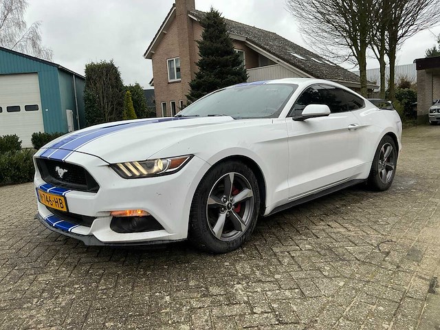 2016 ford mustang 3.8 v6 - afbeelding 1 van  30