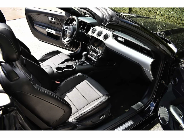 2016 ford mustang ecoboost convertible 2,3l i4 btw auto - afbeelding 46 van  63