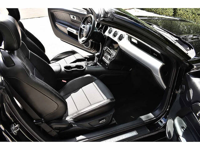 2016 ford mustang ecoboost convertible 2,3l i4 btw auto - afbeelding 47 van  63
