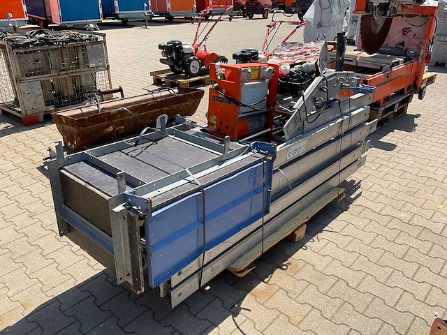 2016 geda lift 250 comfort 43 / 21 materiaallift / demontabele ladderlift - afbeelding 6 van  10