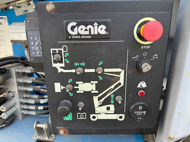 2016 genie z33/18 knikarm hoogwerker - afbeelding 9 van  15