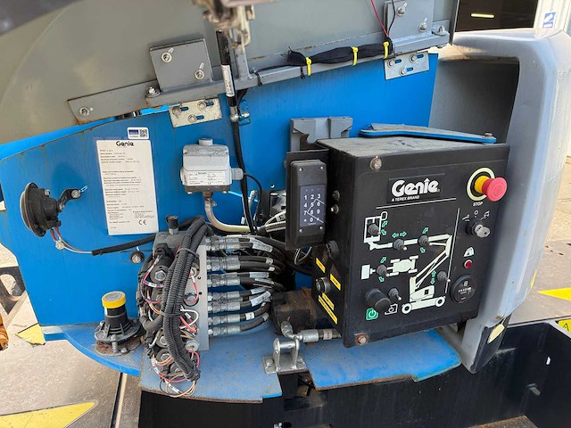 2016 genie z33/18 knikarm hoogwerker - afbeelding 23 van  25