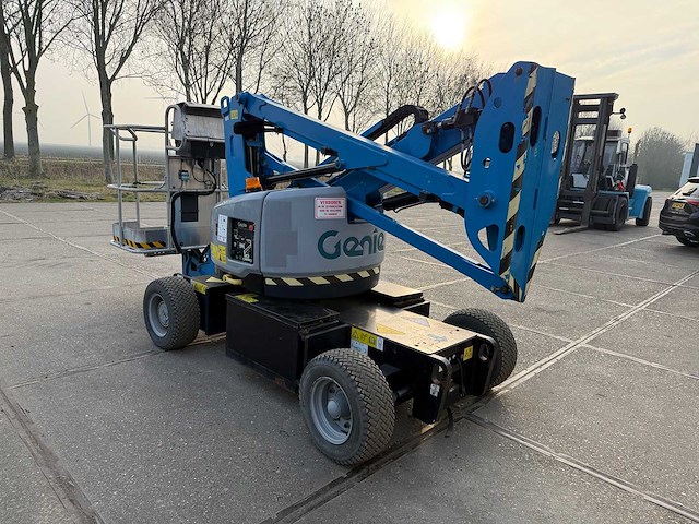 2016 genie z33/18 knikarm hoogwerker - afbeelding 21 van  25