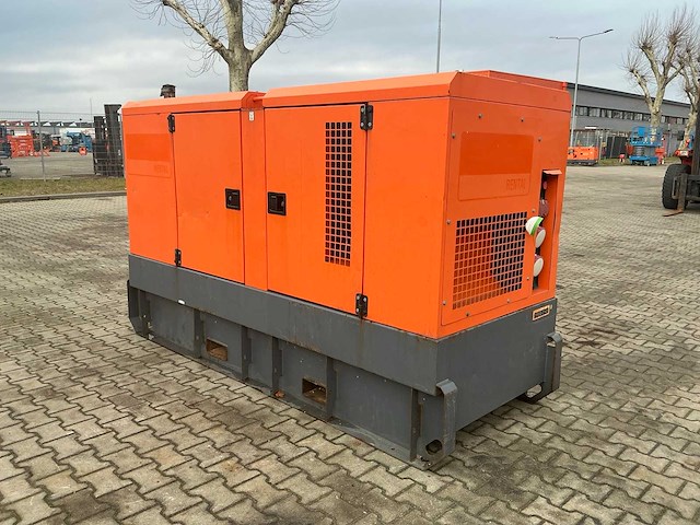 2016 grupos electrogenos europa / atlas copco qas 100 st3 stroom aggregaat - afbeelding 16 van  21