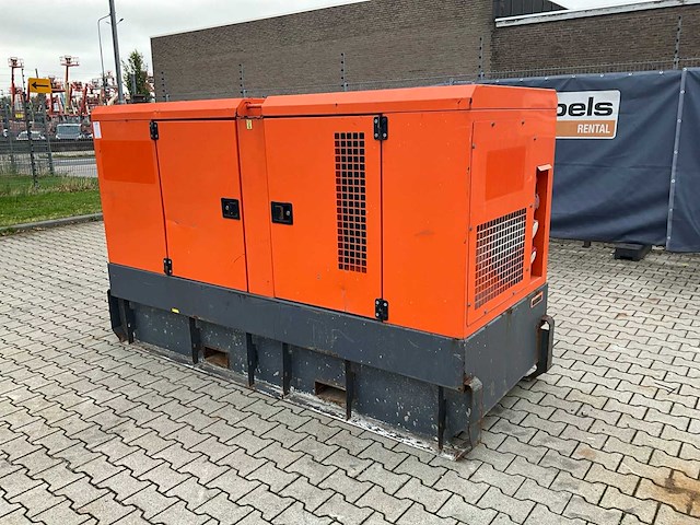 2016 grupos electrogenos europa / atlas copco qas 100 stroom aggregaat - afbeelding 1 van  14