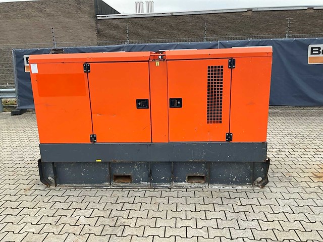2016 grupos electrogenos europa / atlas copco qas 100 stroom aggregaat - afbeelding 7 van  14