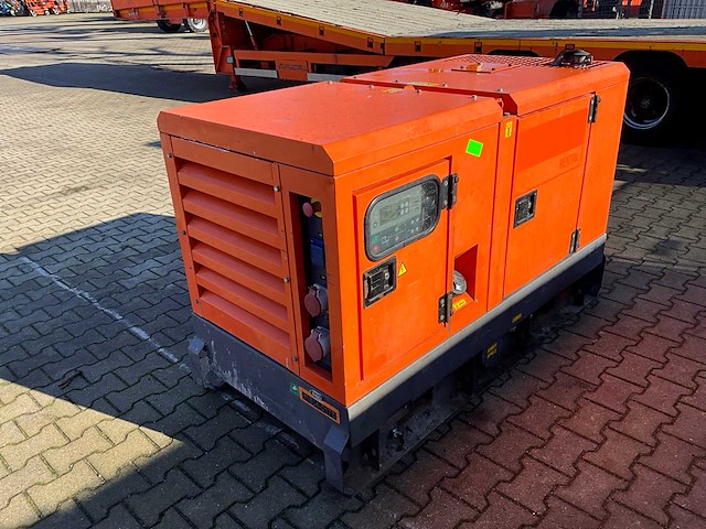 2016 grupos electrogenos europa / atlas copco qas 20 stroom aggregaat - afbeelding 7 van  10