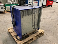 2016 hawker intronic d acculader - afbeelding 2 van  5