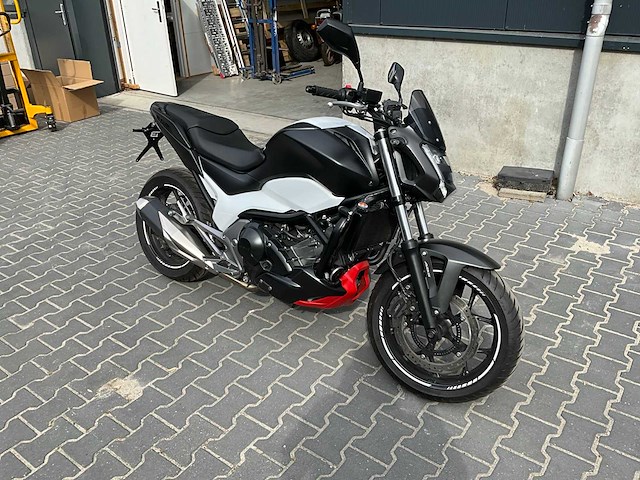 2016 honda nc750sd dct motorfiets - afbeelding 13 van  18