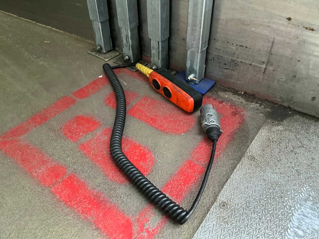 2016 h.t.f. hzo 42 oplegger - afbeelding 2 van  25