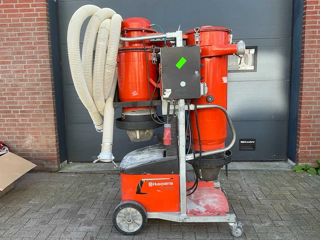 2016 husqvarna dc 6000 stofafzuiging met longopac - afbeelding 9 van  10