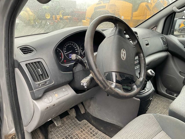 2016 hyundai h 300 2.5 crdi dynamic bedrijfswagen - afbeelding 4 van  17