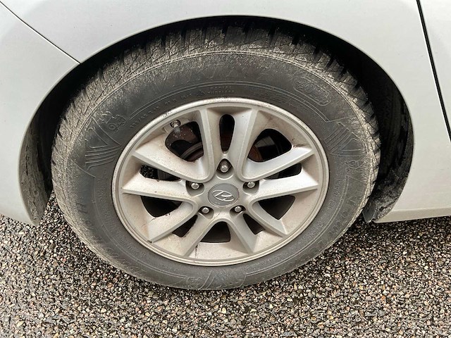 2016 hyundai i30 1.6 gdi go! personenauto - afbeelding 3 van  30