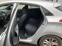 2016 hyundai i30 1.6 gdi go! personenauto - afbeelding 14 van  30