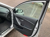 2016 hyundai i30 1.6 gdi go! personenauto - afbeelding 18 van  30