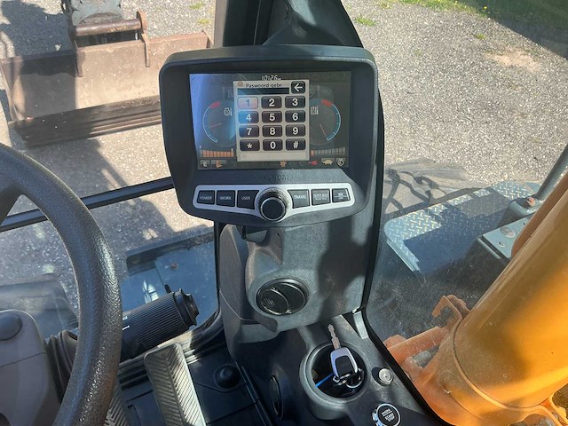 2016 hyundai robex 160w-9a banden graafmachine - afbeelding 9 van  31