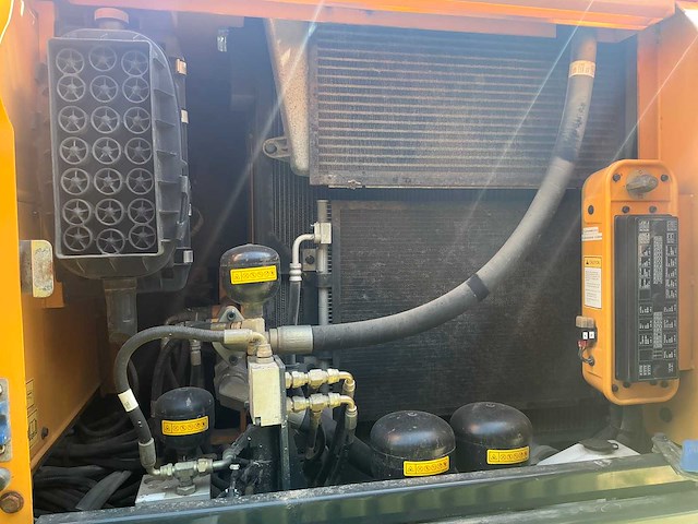 2016 hyundai robex 160w-9a bandengraafmachine - afbeelding 18 van  30