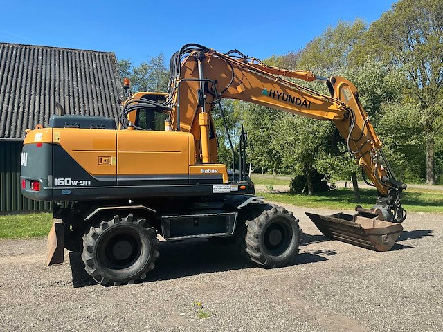 2016 hyundai robex 160w-9a bandengraafmachine - afbeelding 26 van  30