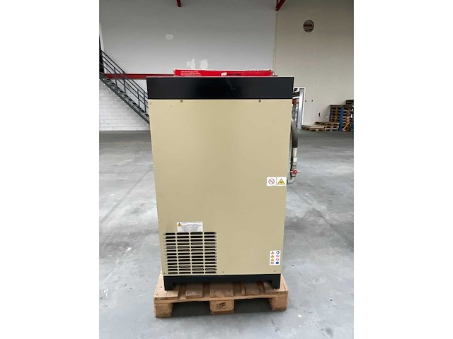 2016 ingersoll rand r5.5ie luchtcompressor - afbeelding 7 van  7