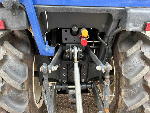 2016 iseki tm3265 hr minitractor - afbeelding 18 van  28