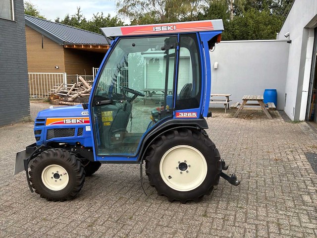 2016 iseki tm3265 hr minitractor - afbeelding 27 van  28