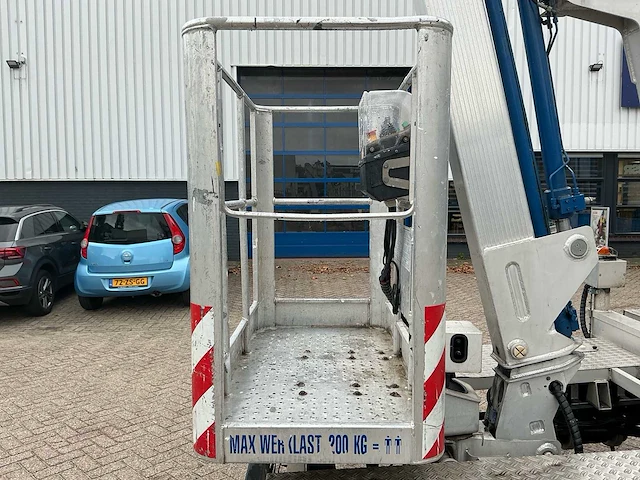 2016 iveco 35s13 2.3 375 auto hoogwerker - afbeelding 28 van  55