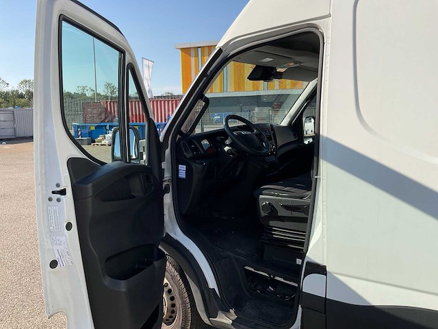 2016 iveco 35s13 is35sc2aa bestelbus - afbeelding 29 van  29