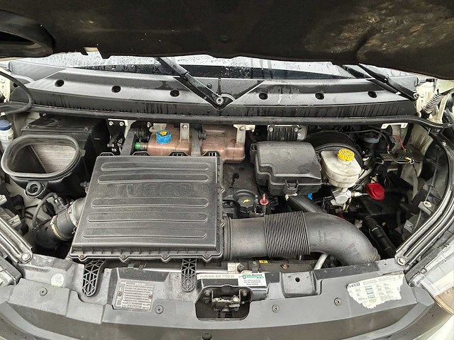 2016 iveco 40c18 bedrijfswagen opleggertrekker - afbeelding 6 van  10