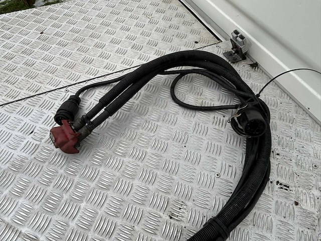 2016 iveco 40c18 bedrijfswagen opleggertrekker - afbeelding 9 van  10